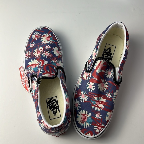 NWT Vans Floral Graffiti Slip On SZ-W8.5 / M7 - Picture 2 of 12